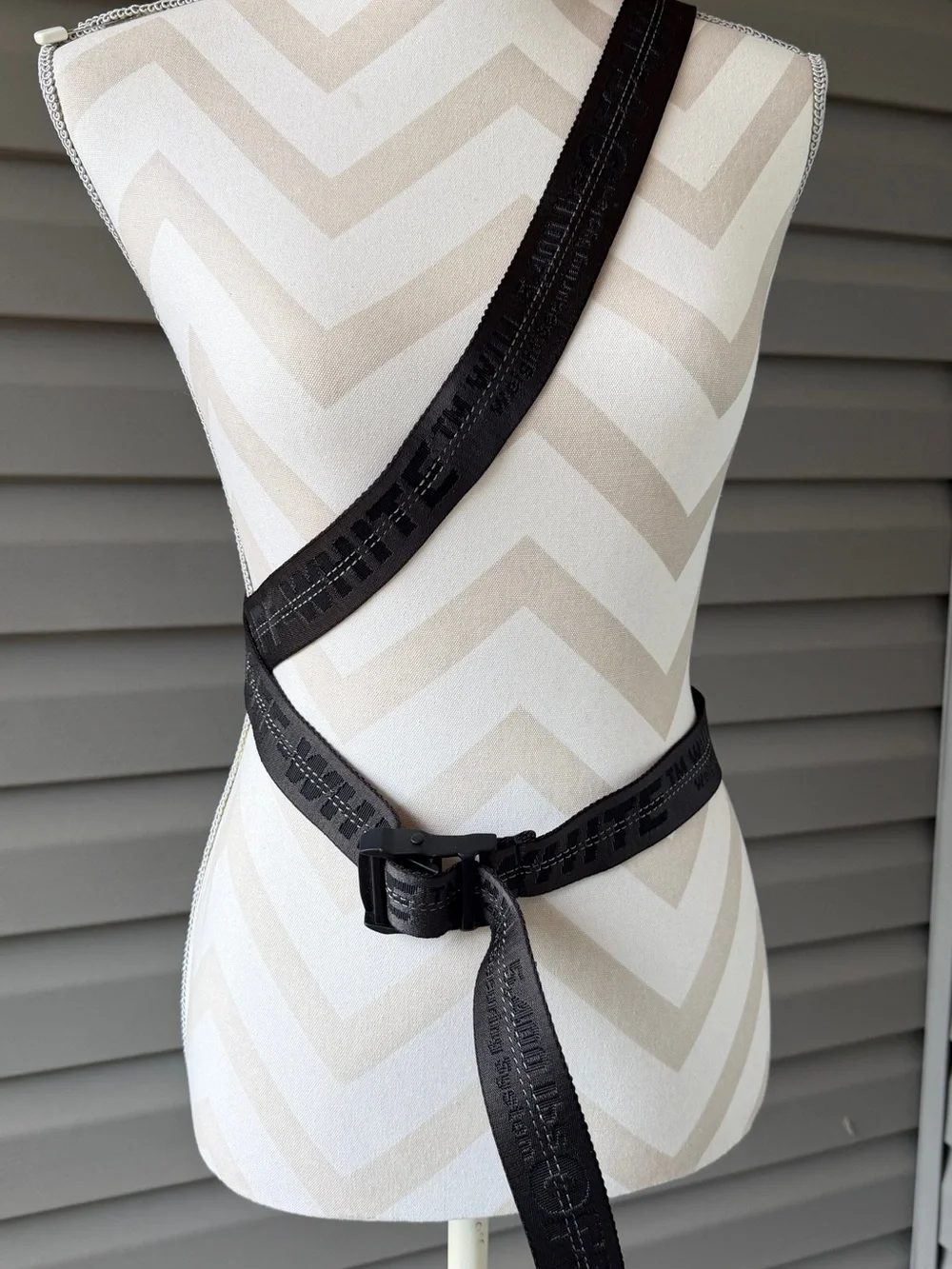 Off-White Classic Industrial Belt Black Webbing Belt with Matte Buckle